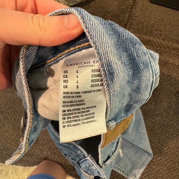 American Eagle Mom Jeans - Picture 2 of 3